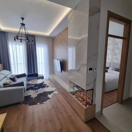 Drvorez-direktno Na Stazi