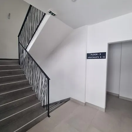 Apartamento Drvorez-direktno Na Stazi