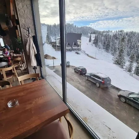 Apartament Drvorez-direktno Na Stazi *