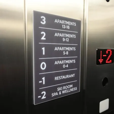 Drvorez-direktno Na Stazi *