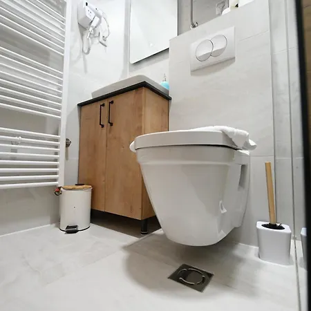 Drvorez-direktno Na Stazi * Jahorina